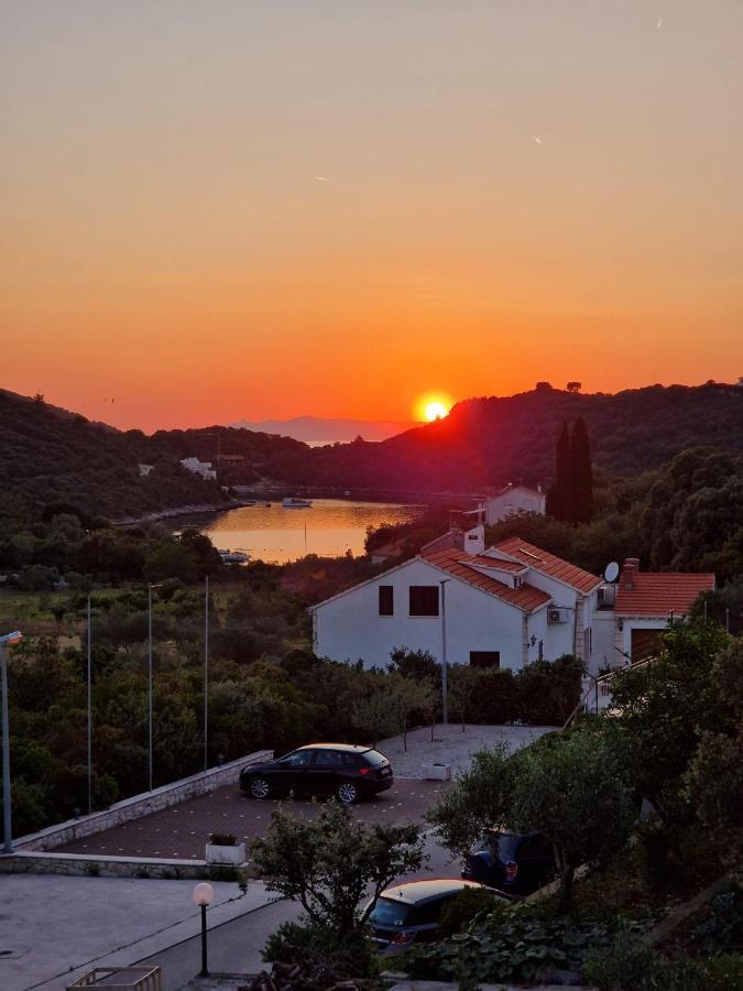 Apartments Blanka Zrnovo Kültér fotó