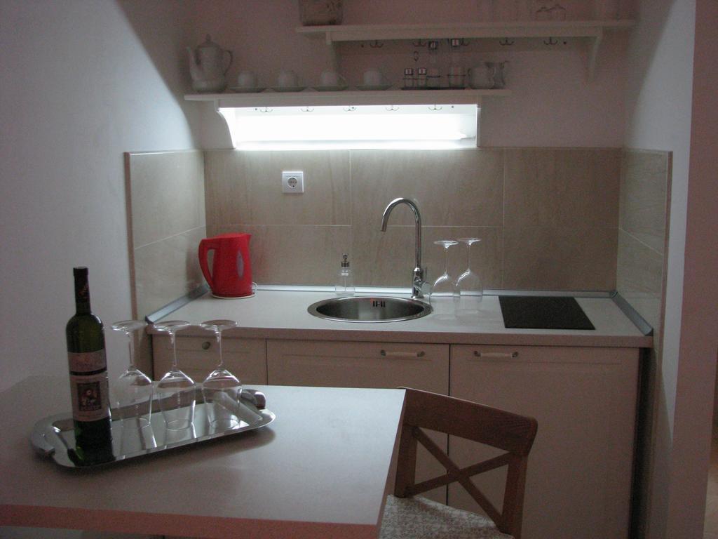 Apartments Blanka Zrnovo Szoba fotó